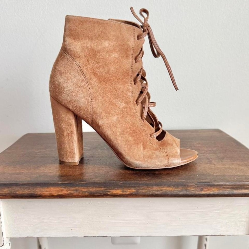 Brown‎ suede lace up ankle boot size 6.5 Peeptoe short tan genuine leather